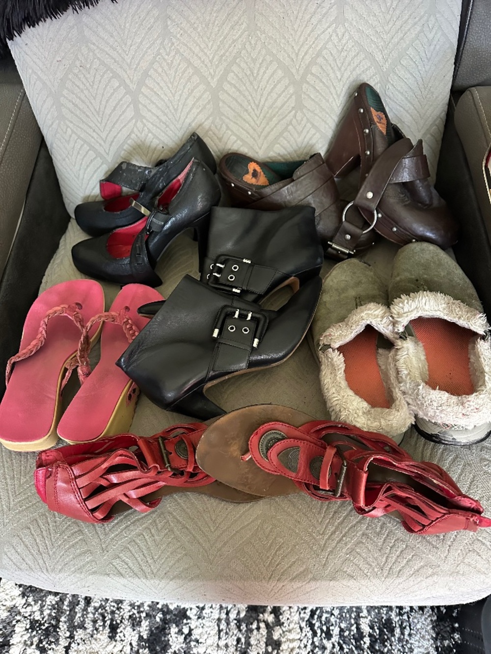 LOT of 6 pairs of Women's size 9 shoes